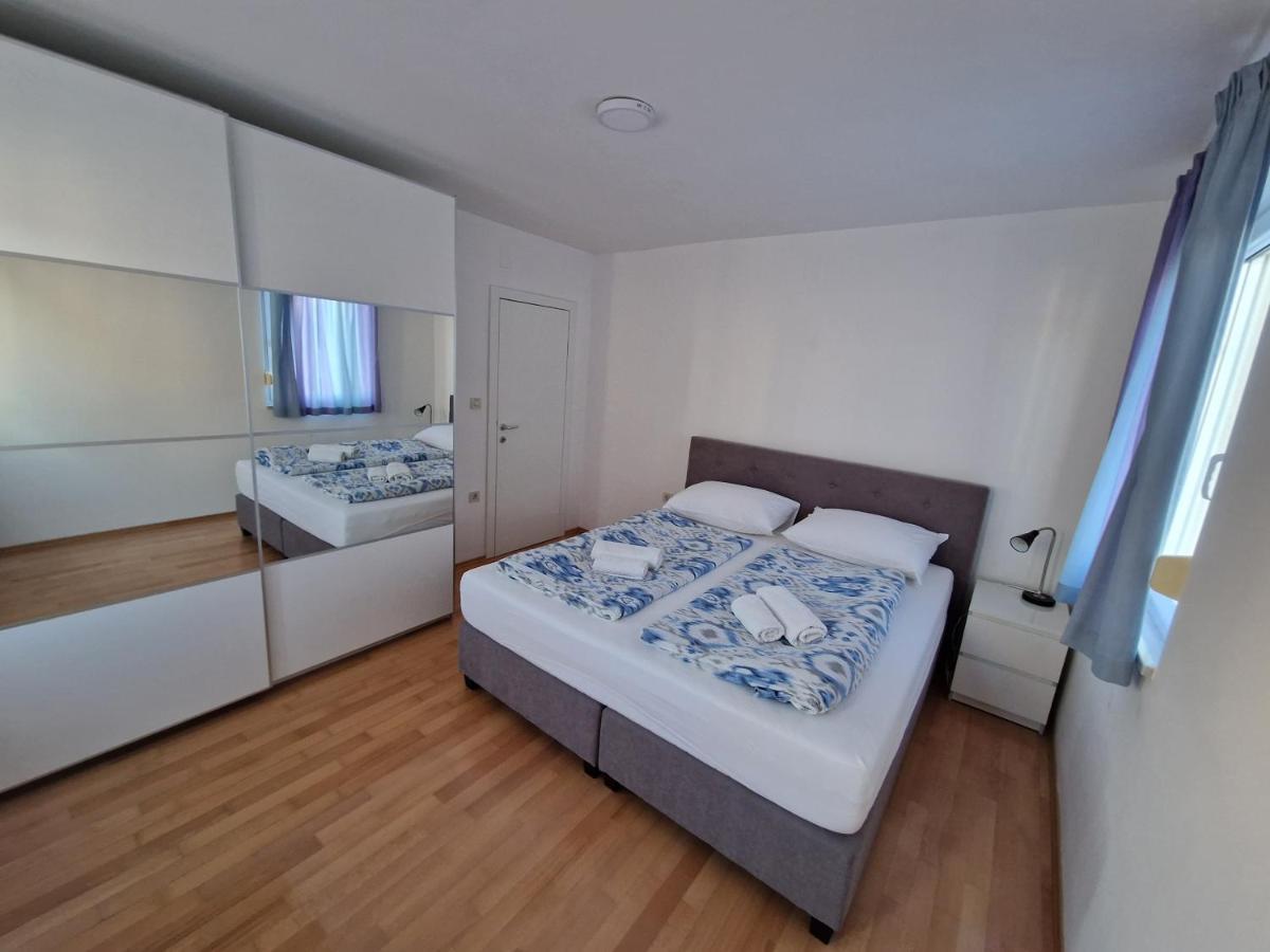 Apartments Vedran Punat Bagian luar foto